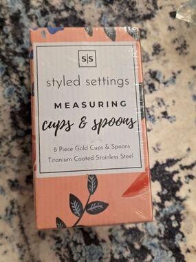 💥💥5 For $25💥💥 Styled Settings Measuring Cups & Spoons - Gold